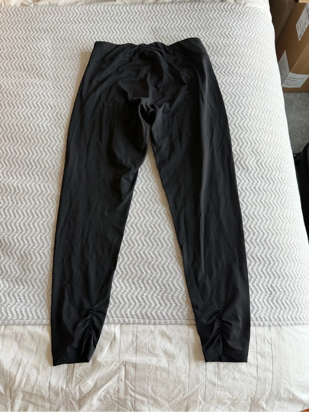 Calvin Klein Performance Black High-Waist Ruched Ankle Leggings - Picture 3 of 10